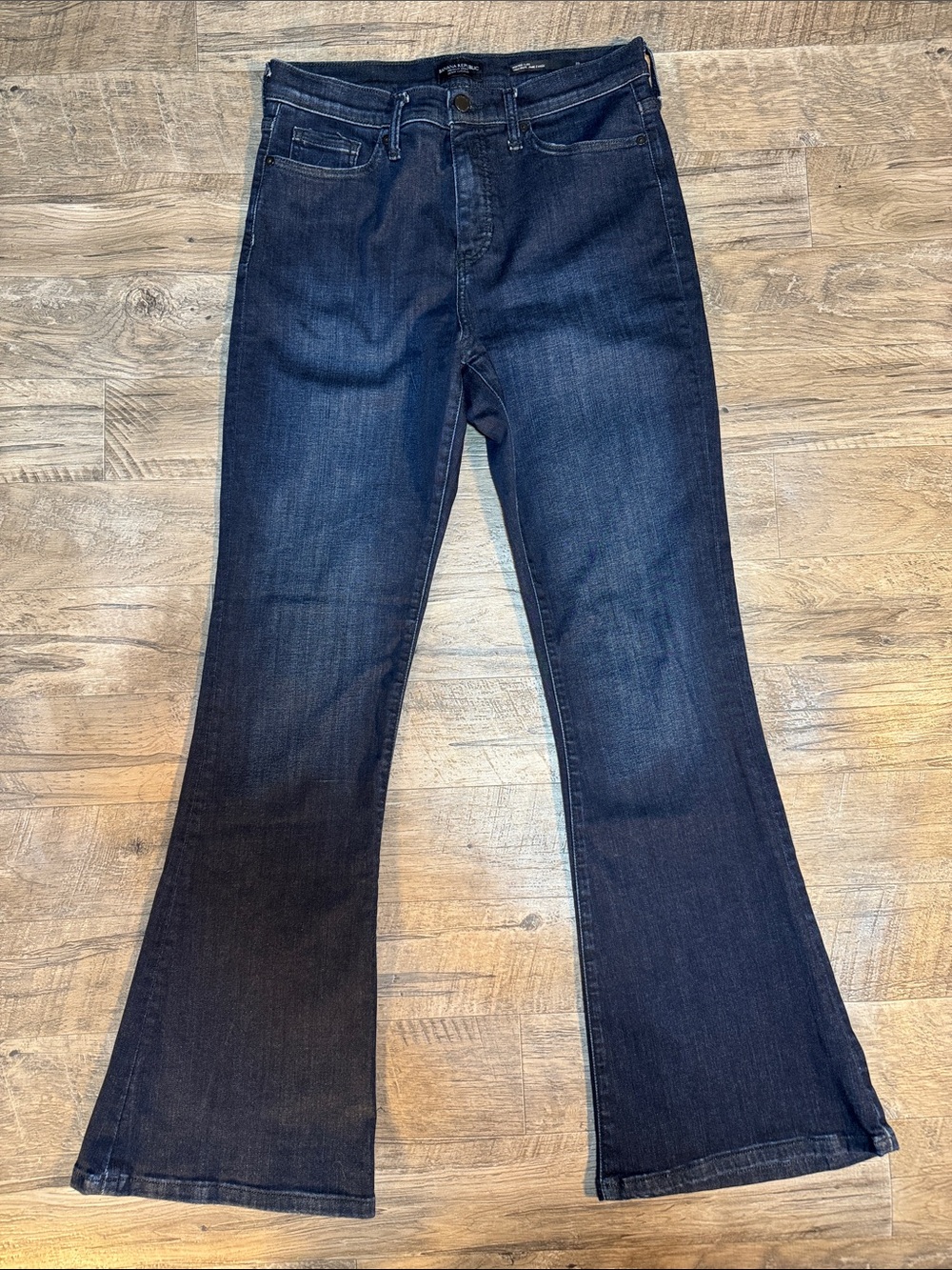 Banana Republic “Highrise Flare” Dark Indigo Jeans - Size 28